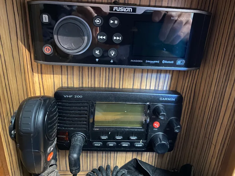 Slide: The Image of Fusion and Garmin marine electronics on 2016 Chris-Craft Catalina 34 boat. - 12