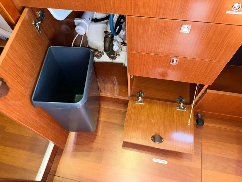 Slide: The Image of Beneteau Oceanis 41 2012 - 71