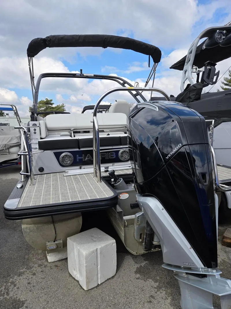 Slide: The Image of Harris 250 Grand Mariner SLEC TRIPLE TOON 2023 - 14