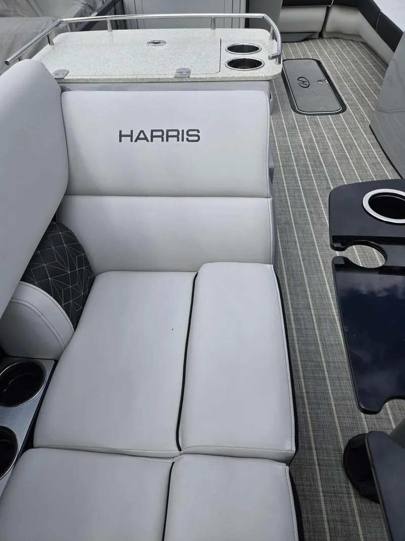 Slide: The Image of Harris 250 Grand Mariner SLEC TRIPLE TOON 2023 - 19