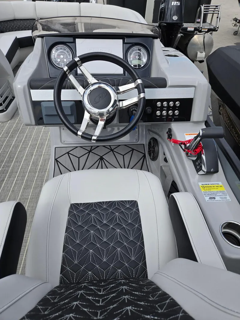 Slide: The Image of Harris 250 Grand Mariner SLEC TRIPLE TOON 2023 - 20