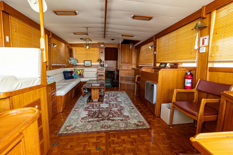 Slide: The Image of Grand Banks 49 Motoryacht 1994 - 58