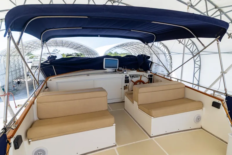 Slide: The Image of Grand Banks 49 Motoryacht 1994 - 81