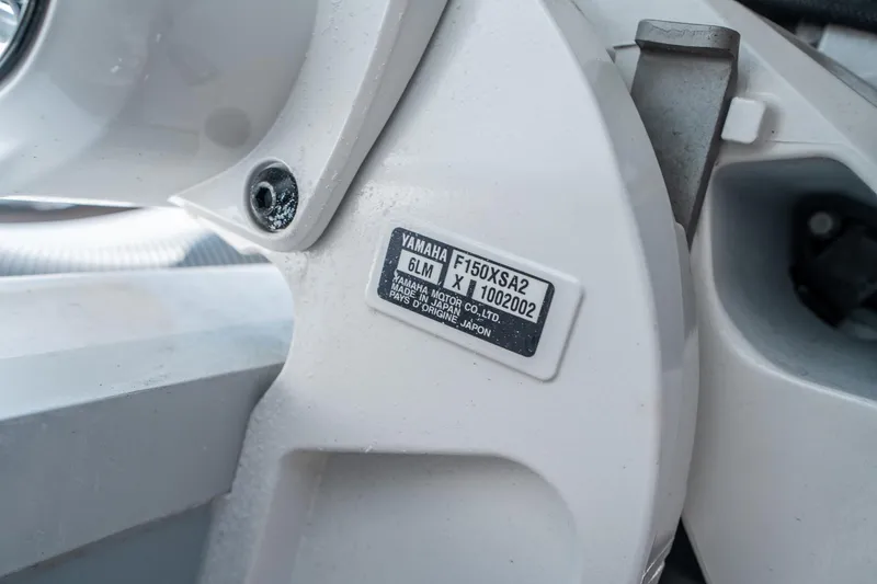 Slide: The Image of Close-up of Yamaha engine label on 2025 Sea Hunt Gamefish 25 boat. - 35