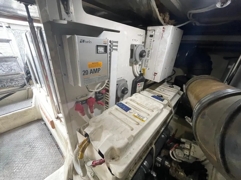 Slide: The Image of Carver 56 Voyager 2006 - 108