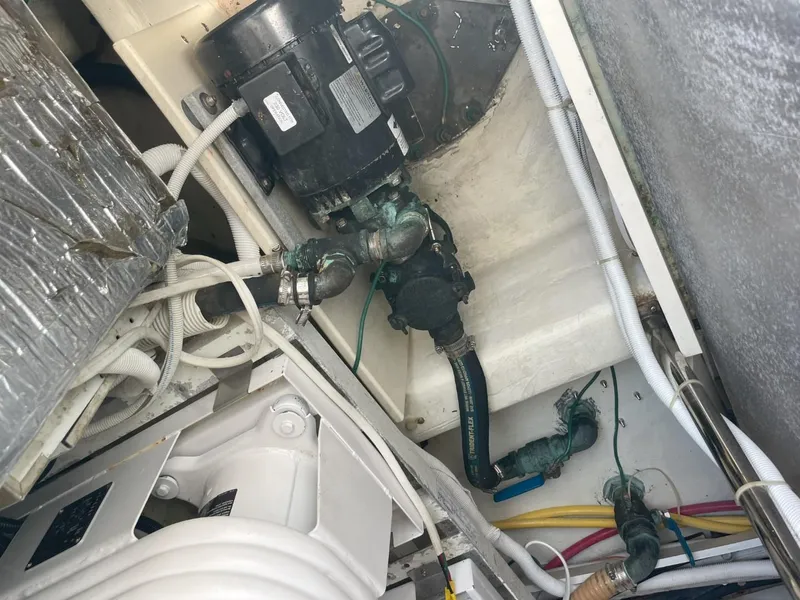 Slide: The Image of Carver 56 Voyager 2006 - 122