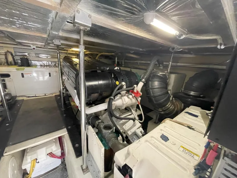 Slide: The Image of Carver 56 Voyager 2006 - 124