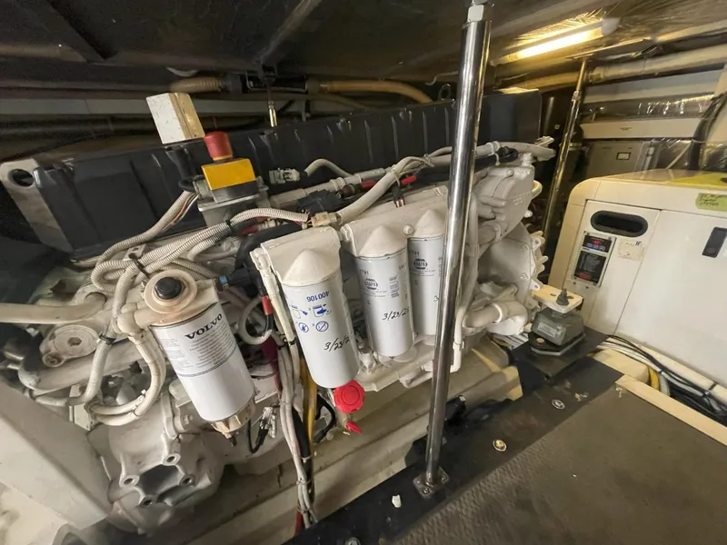 Slide: The Image of Carver 56 Voyager 2006 - 126