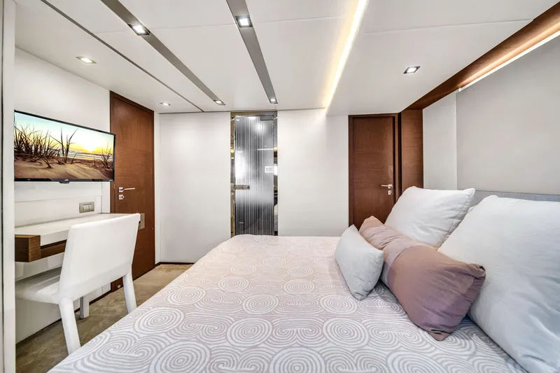 Slide: The Image of Prestige 750 2015 - 55