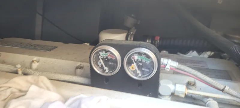 Slide: The Image of Sea Ray 450 Sundancer 1998 - 51