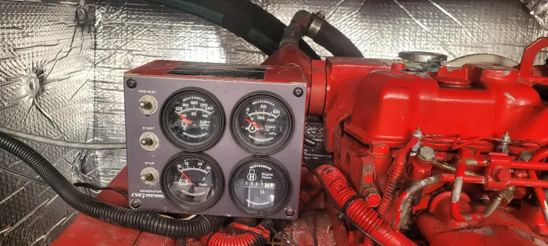 Slide: The Image of Sea Ray 450 Sundancer 1998 - 57