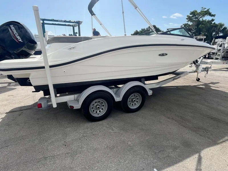 Slide: The Image of 2020 Sea Ray SPX 210 OB boat on trailer, side view, outdoors. - 4