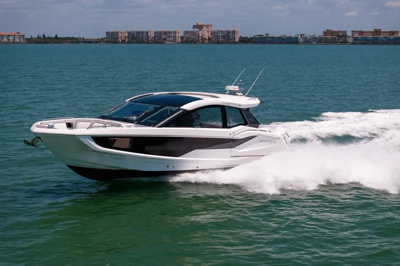 Slide: The Image of Galeon 375 GTO 2023 - 13
