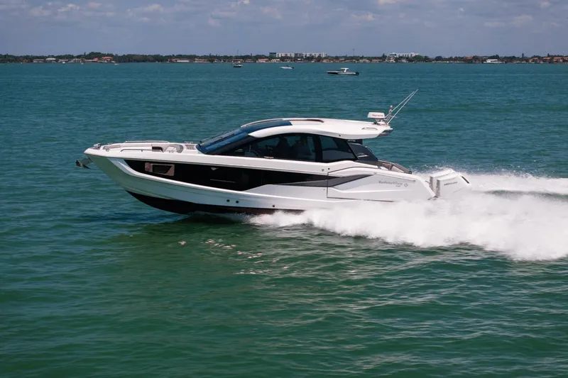 Slide: The Image of Galeon 375 GTO 2023 - 14