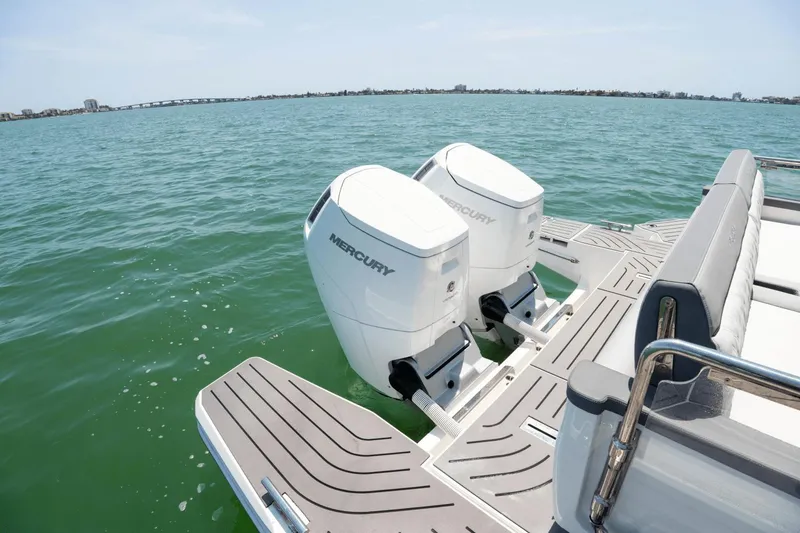 Slide: The Image of Galeon 375 GTO 2023 - 18