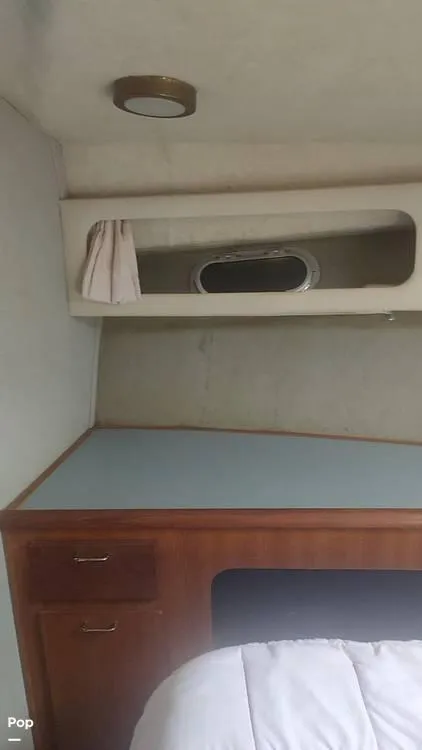 Slide: The Image of 1993 Bayliner 3888 for sale in Demopolis, AL - 33