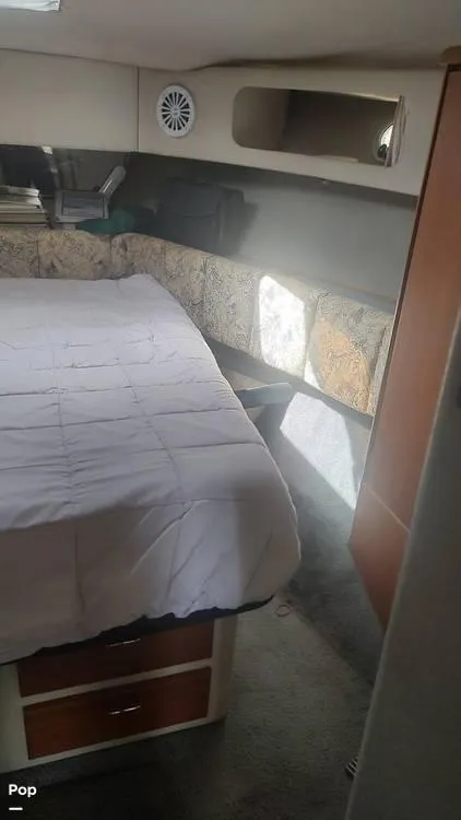 Slide: The Image of 1993 Bayliner 3888 for sale in Demopolis, AL - 34