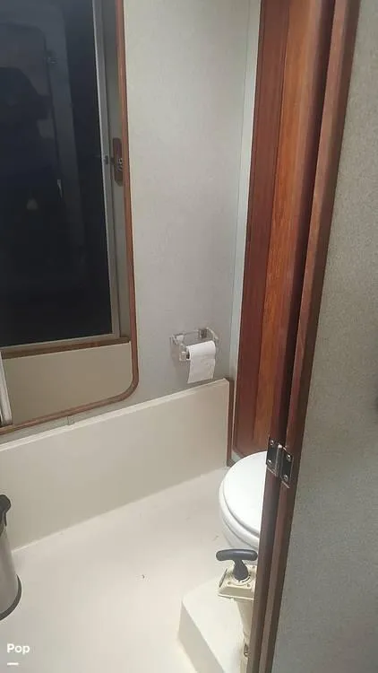 Slide: The Image of 1993 Bayliner 3888 for sale in Demopolis, AL - 37