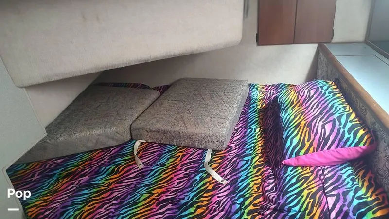 Slide: The Image of 1993 Bayliner 3888 for sale in Demopolis, AL - 42