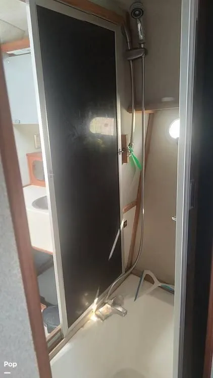 Slide: The Image of 1993 Bayliner 3888 for sale in Demopolis, AL - 48