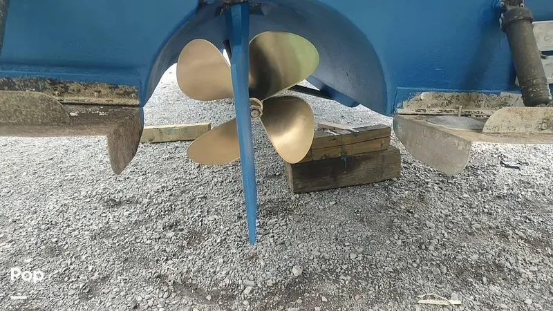 Slide: The Image of 1993 Bayliner 3888 for sale in Demopolis, AL - 51