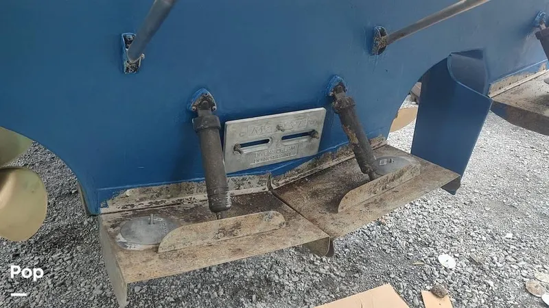 Slide: The Image of 1993 Bayliner 3888 for sale in Demopolis, AL - 52