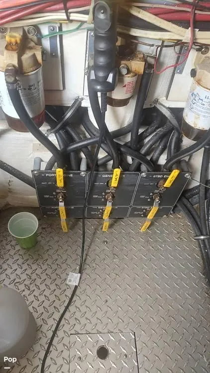 Slide: The Image of 1993 Bayliner 3888 for sale in Demopolis, AL - 63