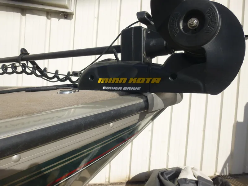 Slide: The Image of 2004 Bass Tracker Targa 16 WT with Minn Kota Power Drive trolling motor. - 11