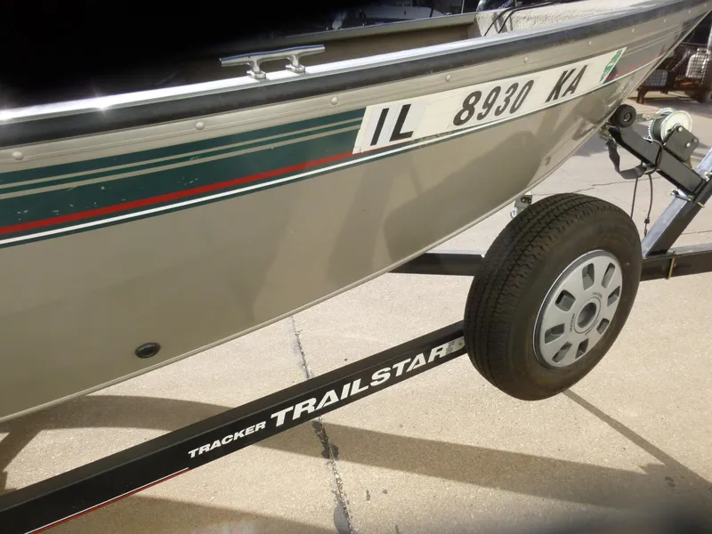Slide: The Image of 2004 Bass Tracker Targa 16 WT boat on a Tracker Trailstar trailer. - 36
