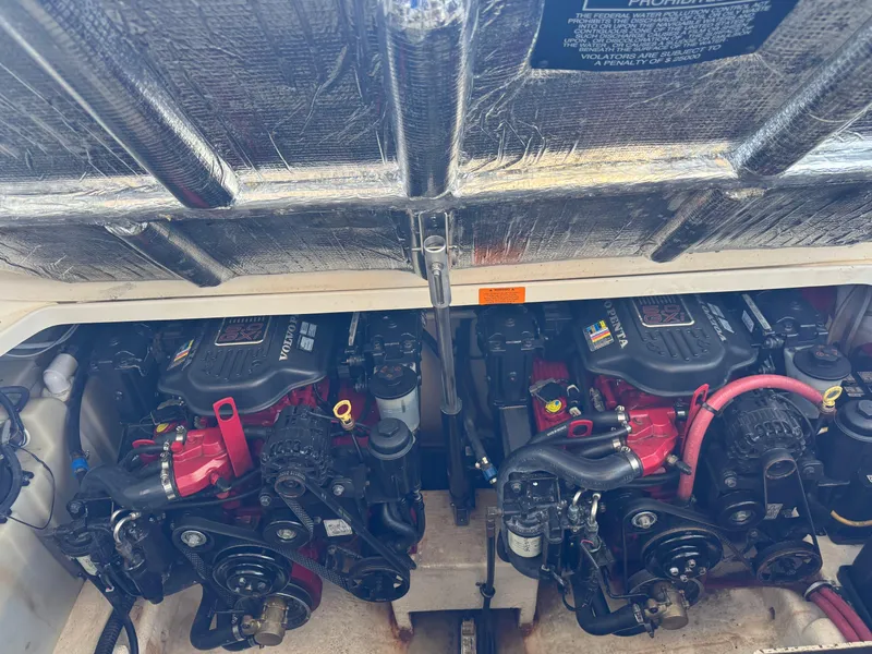 Slide: The Image of 2009 Chaparral Signature 290 engine compartment with dual engines visible. - 31