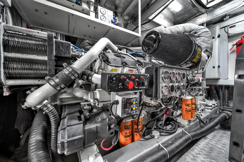 Slide: The Image of Sunseeker Predator 72 2006 - 56