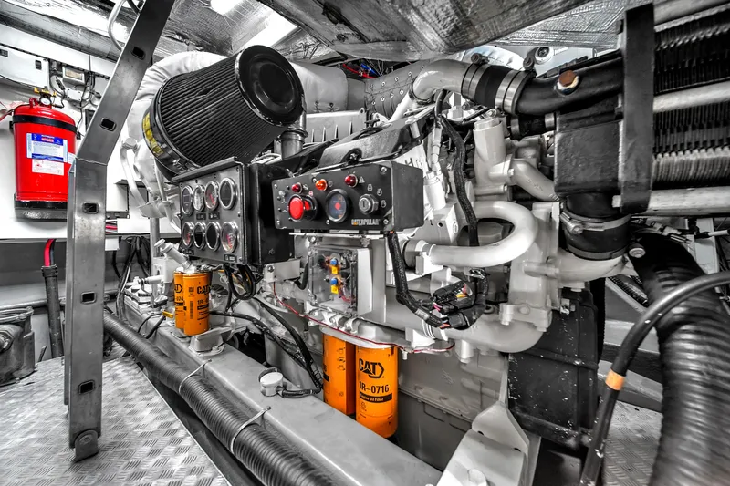 Slide: The Image of Sunseeker Predator 72 2006 - 57