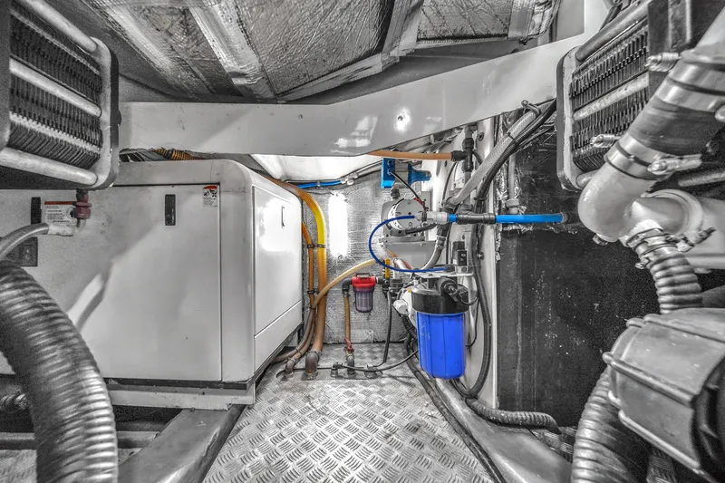 Slide: The Image of Sunseeker Predator 72 2006 - 59