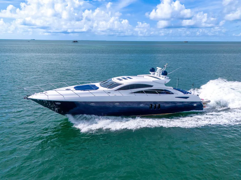 Slide: The Image of Sunseeker Predator 72 2006 - 63