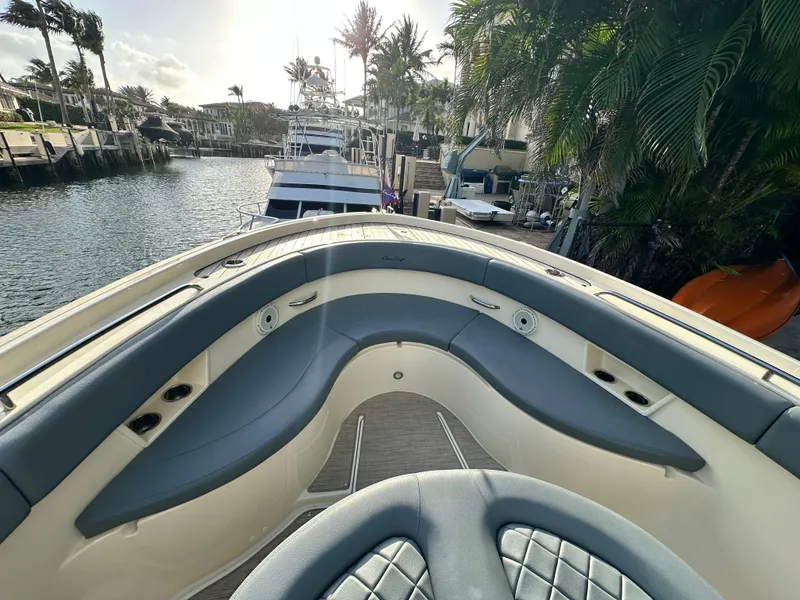 Slide: The Image of Chris-Craft Catalina 30 2023 - 9