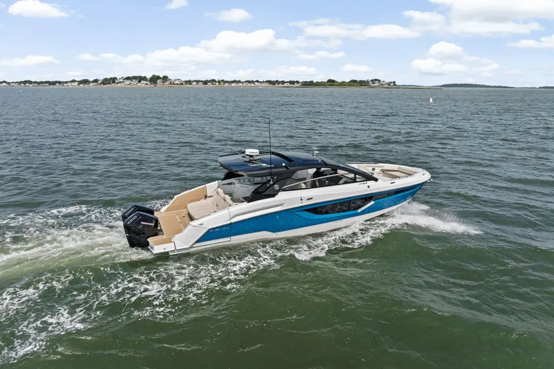 Slide: The Image of Cruisers 42 GLS OB 2025 - 35
