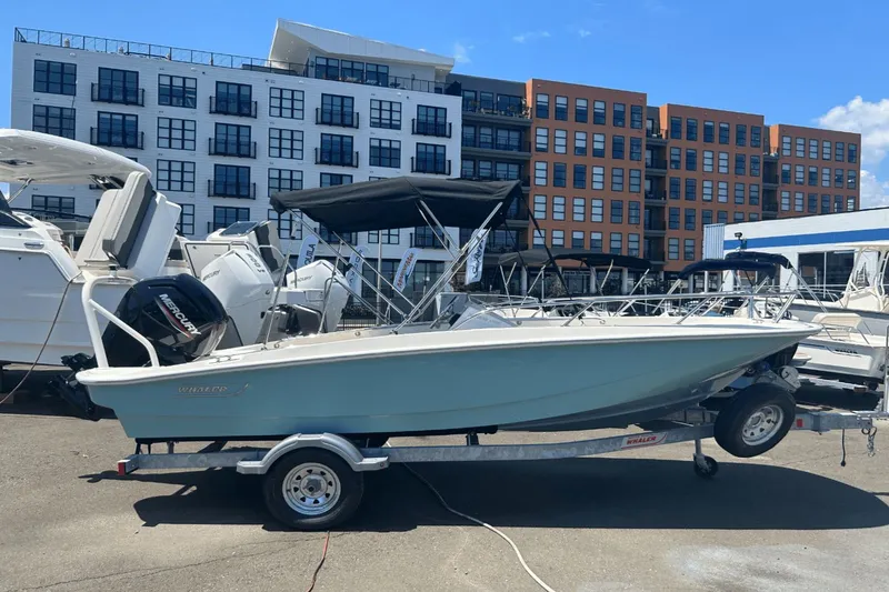 Slide: The Image of Boston Whaler 160 Super Sport 2025 - 0