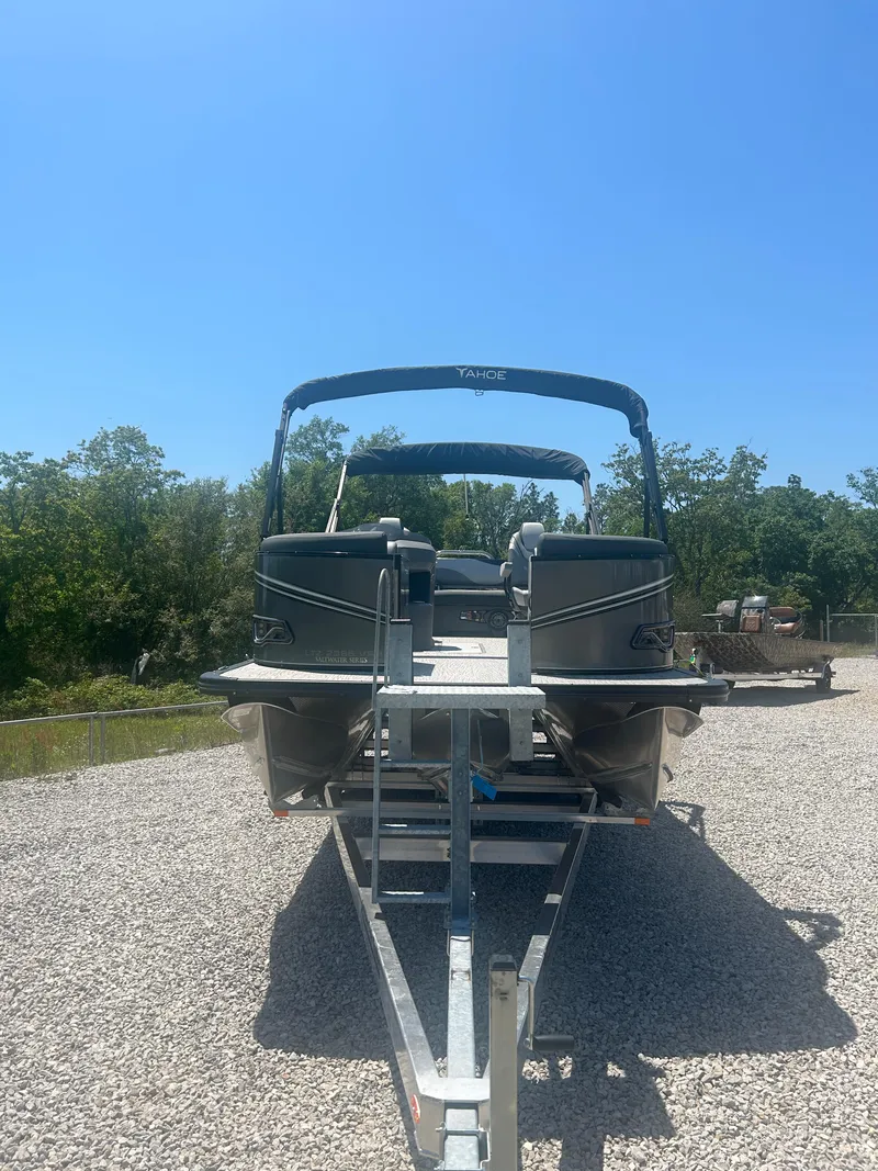 Slide: The Image of Tahoe LTZ VRB23T 2025 - 5