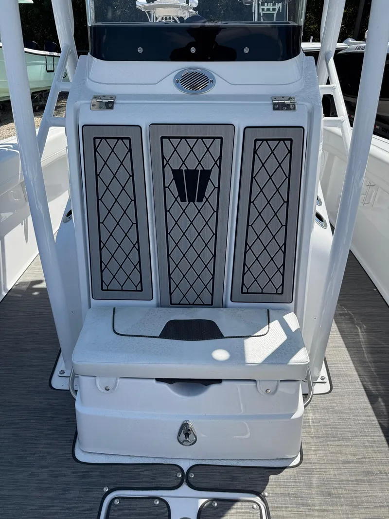 Slide: The Image of 2025 Wellcraft 222 Fisherman boat interior with sleek design and modern features. - 22