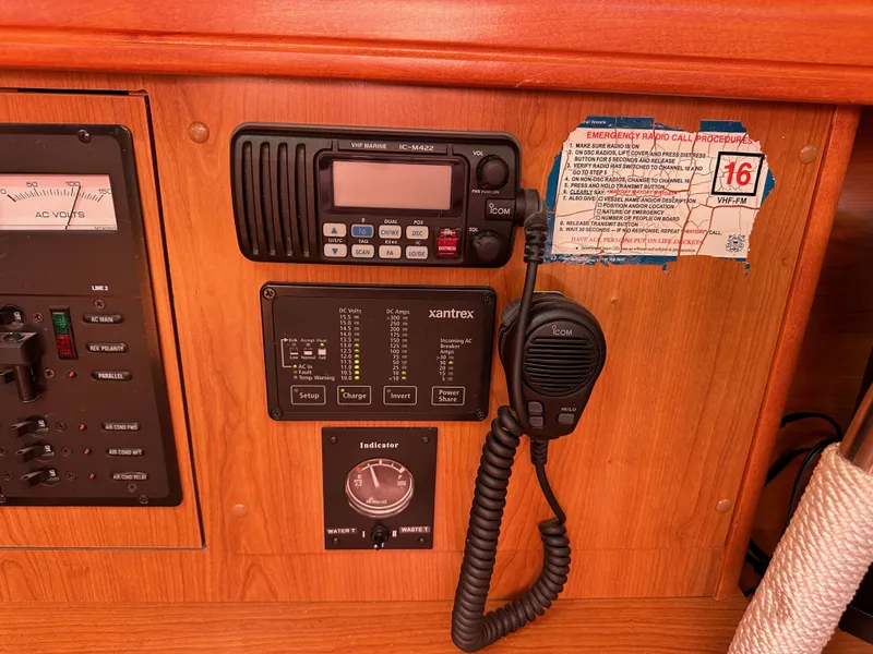 Slide: The Image of Hunter 38 2008 - 59