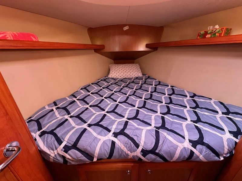 Slide: The Image of Hunter 38 2008 - 68