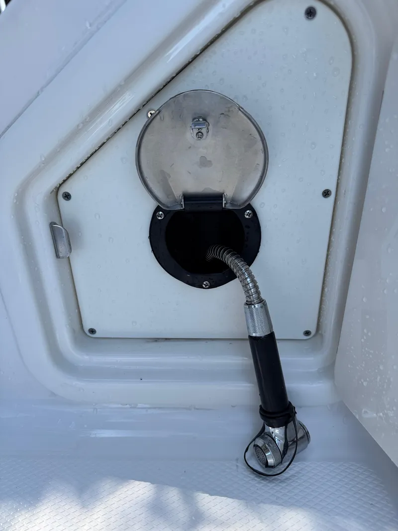 Slide: The Image of Robalo R317 Dual Console 2024 - 52