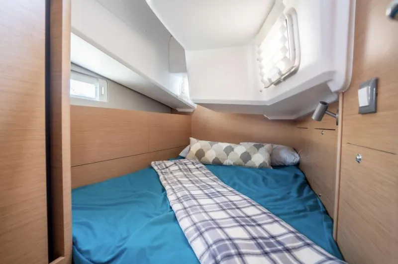 Slide: The Image of Jeanneau Sun Odyssey 410 2020 - 62