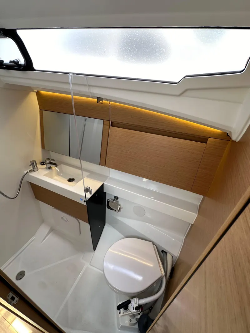 Slide: The Image of Jeanneau Sun Odyssey 410 2020 - 64