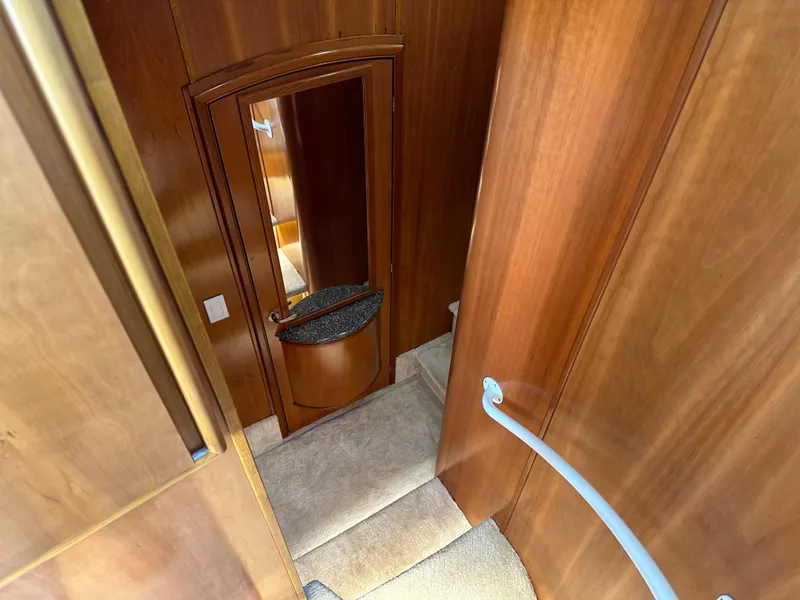 Slide: The Image of Meridian 580 Pilothouse 2004 - 74