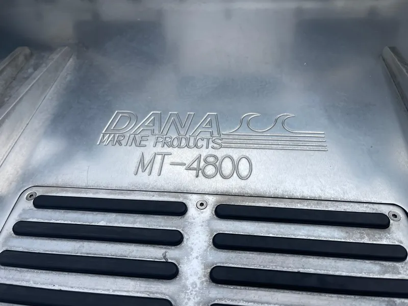 Slide: The Image of Dana Marine Products MT-4800 engine cover on Skater 32B, 2001 model. - 41