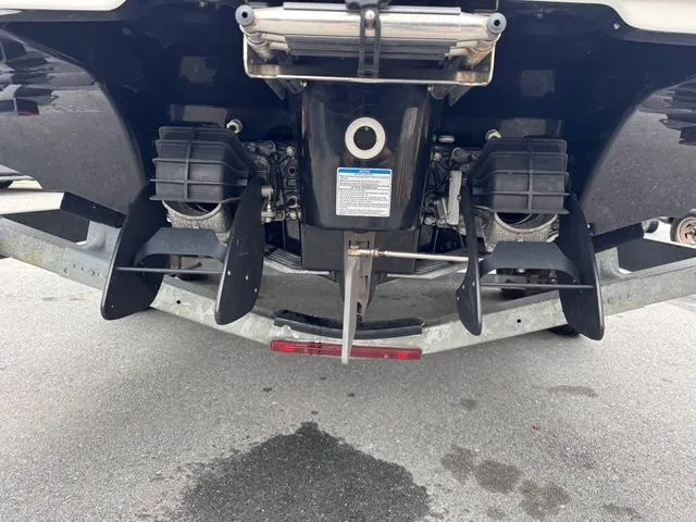 Slide: The Image of Rear view of 2016 Yamaha Boats 242 Limited S jet propulsion system. - 5