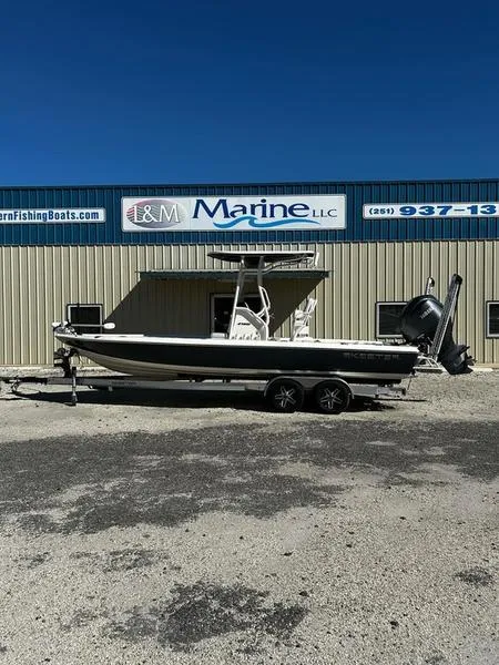 Slide: The Image of Skeeter SX241 2024 - 16