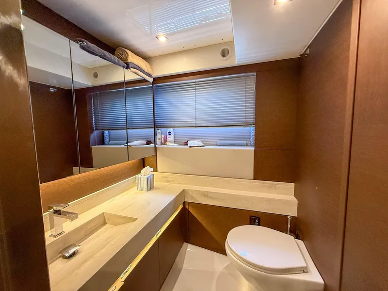 Slide: The Image of Prestige 520S 2019 - 102