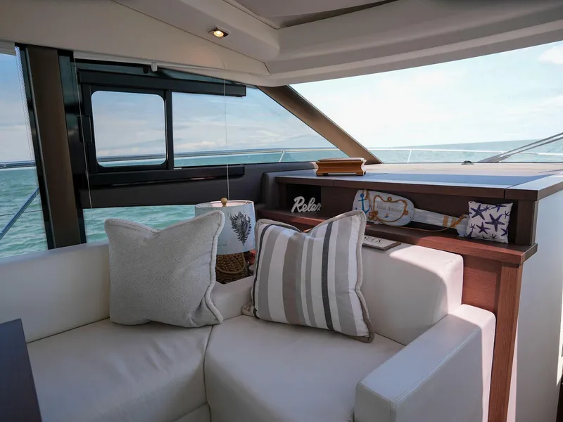 Slide: The Image of Prestige 520S 2019 - 62